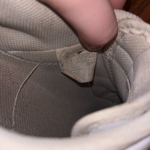 Nike Air Force 1’s - Picture 3 of 4